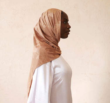 MOCHA PLAIN THREADED HIJAB